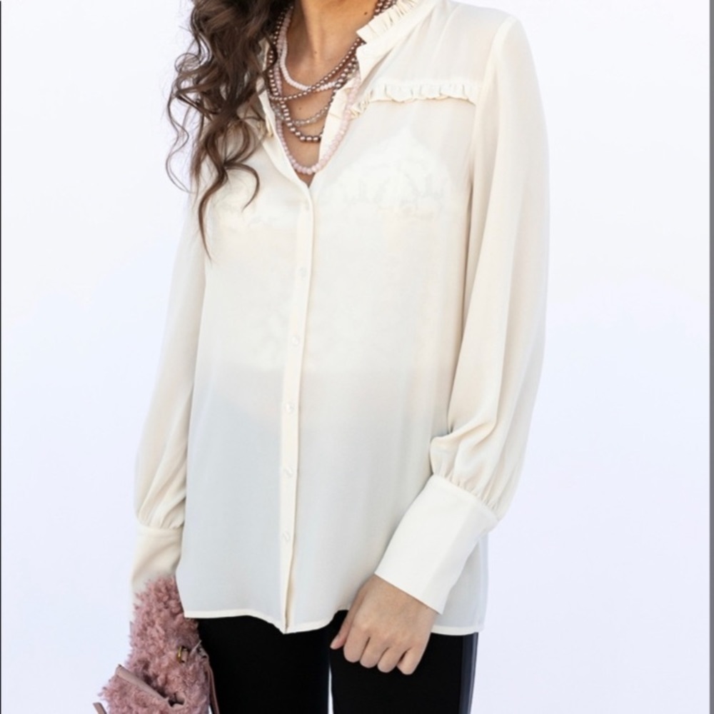 NWT Evy’s Tree The Madison Cream Semi Sheer Blouse Size Large